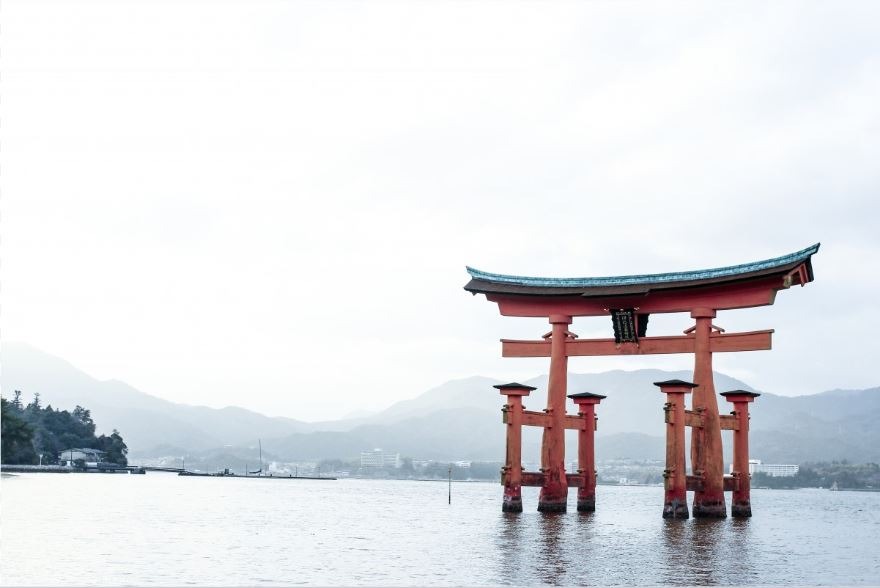 significado de las puertas japonesas torii